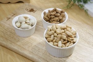 Can dogs eat peanuts
